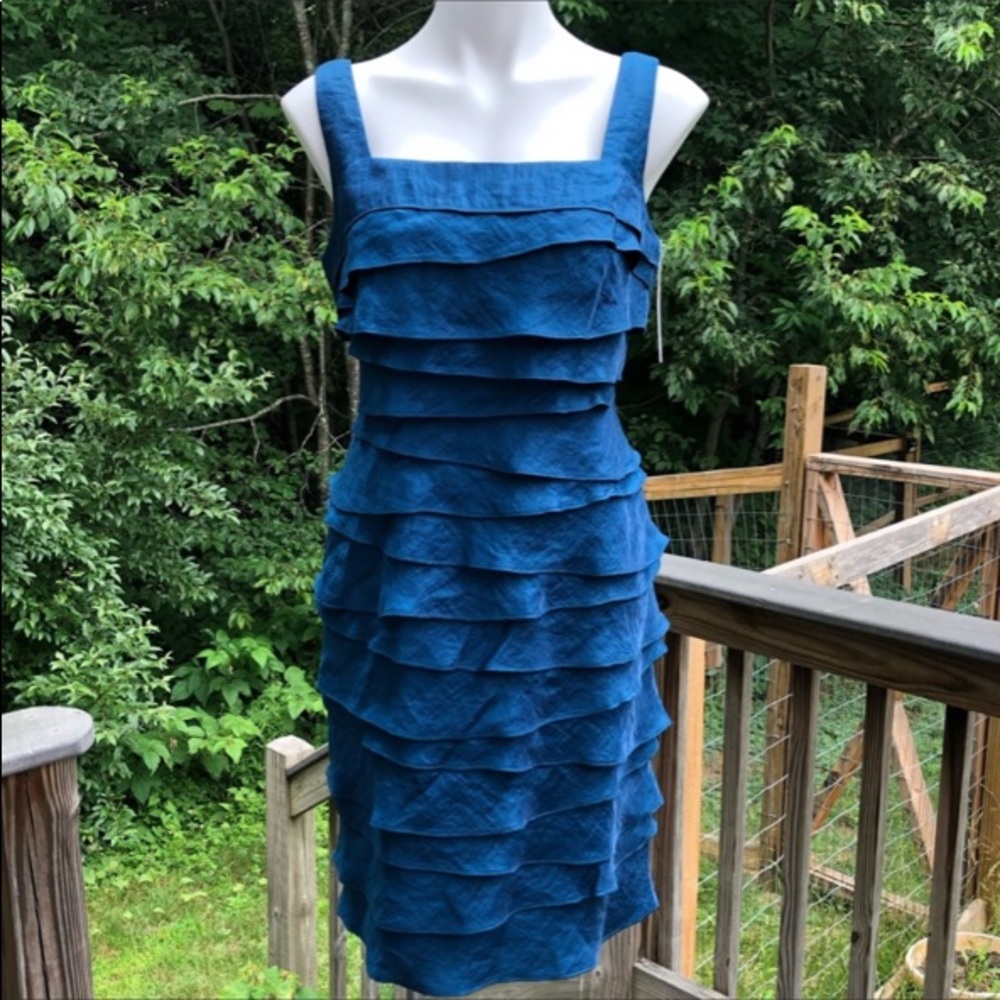 London Style cascading ruffle dress size 10 NWT